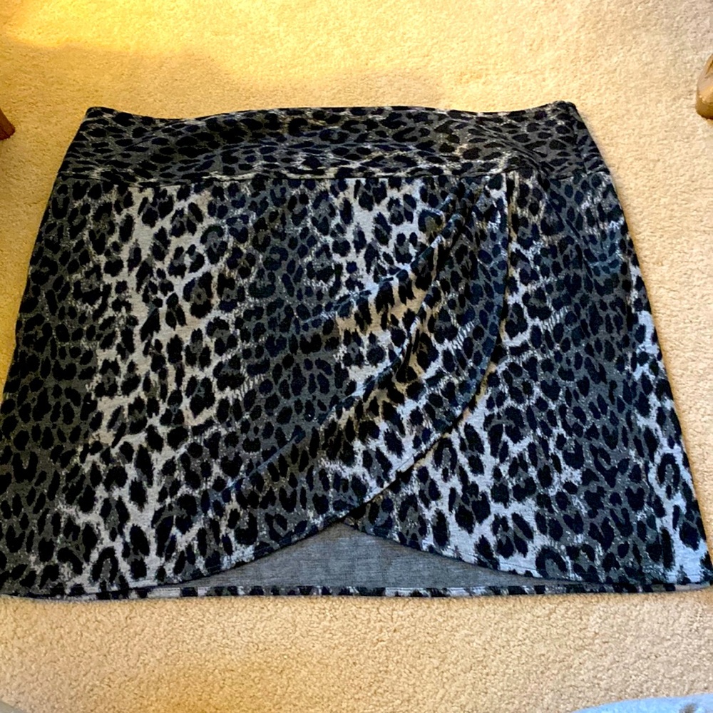Lane Bryant Animal Print Cheetah 26 Knit skirt